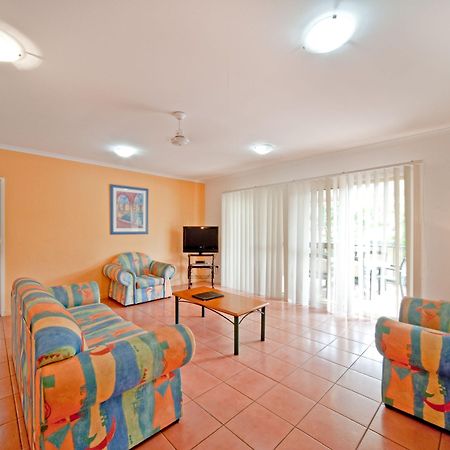 At Beach Court Holiday Villas Airlie Beach Kültér fotó