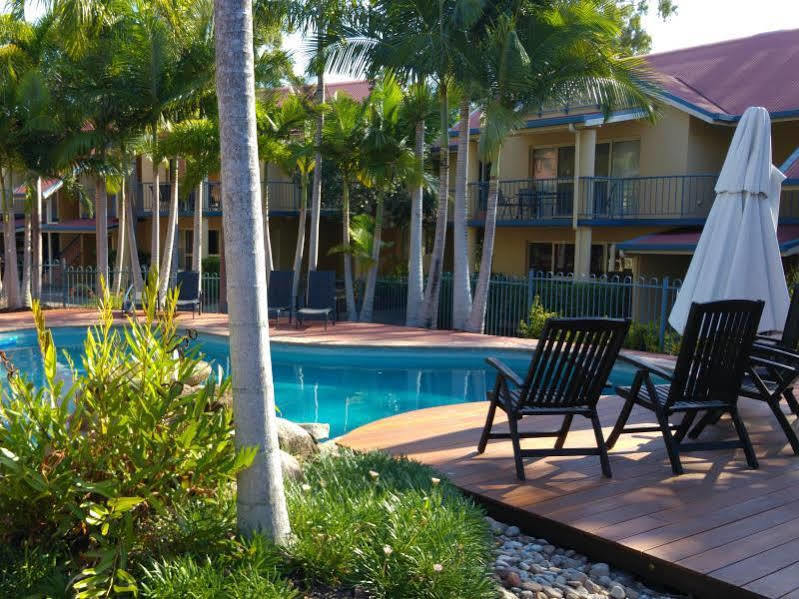 At Beach Court Holiday Villas Airlie Beach Kültér fotó
